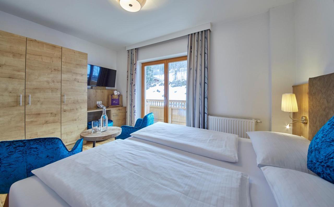 Johanneshof - Dein MOUNTAIN Wohlfühlhotel Saalbach Exterior foto