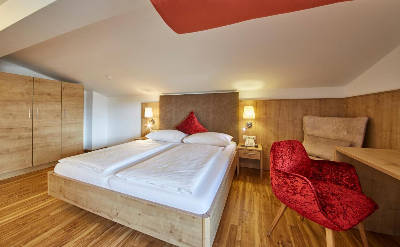 Johanneshof - Dein MOUNTAIN Wohlfühlhotel Saalbach Exterior foto