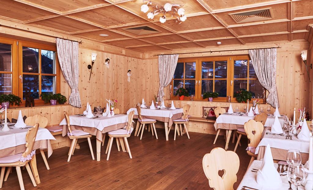 Johanneshof - Dein MOUNTAIN Wohlfühlhotel Saalbach Exterior foto